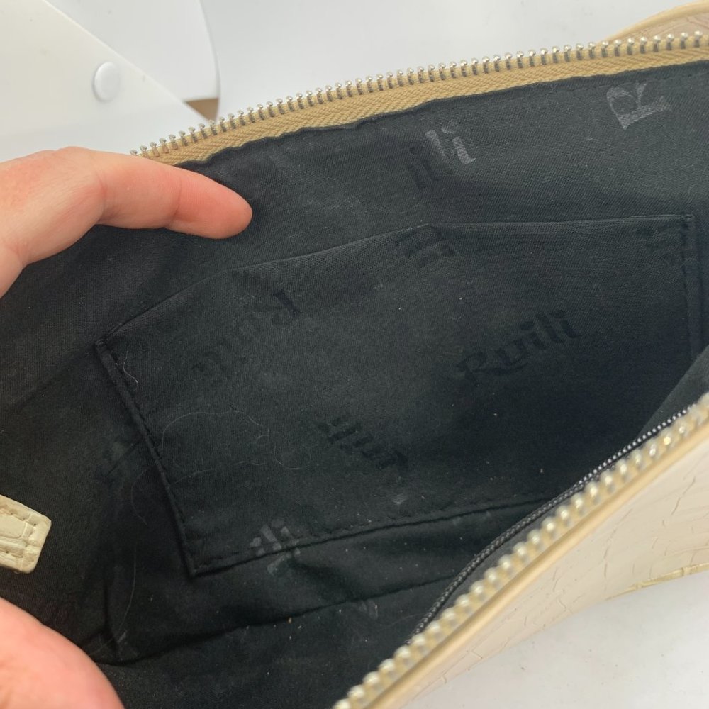 Off white purse - Picture 4 of 4